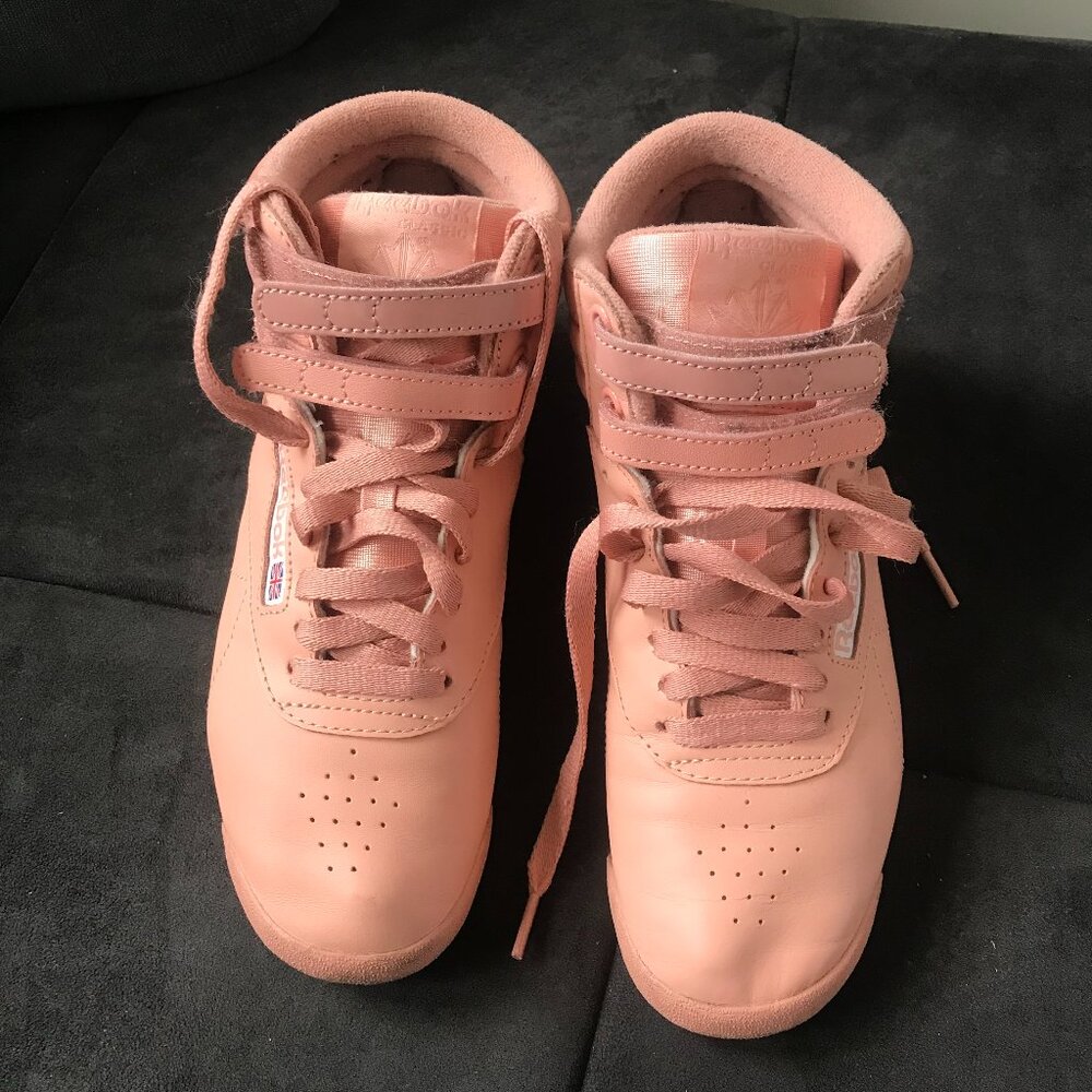 Reebok Freestyle Hi Women sneakers - Pink